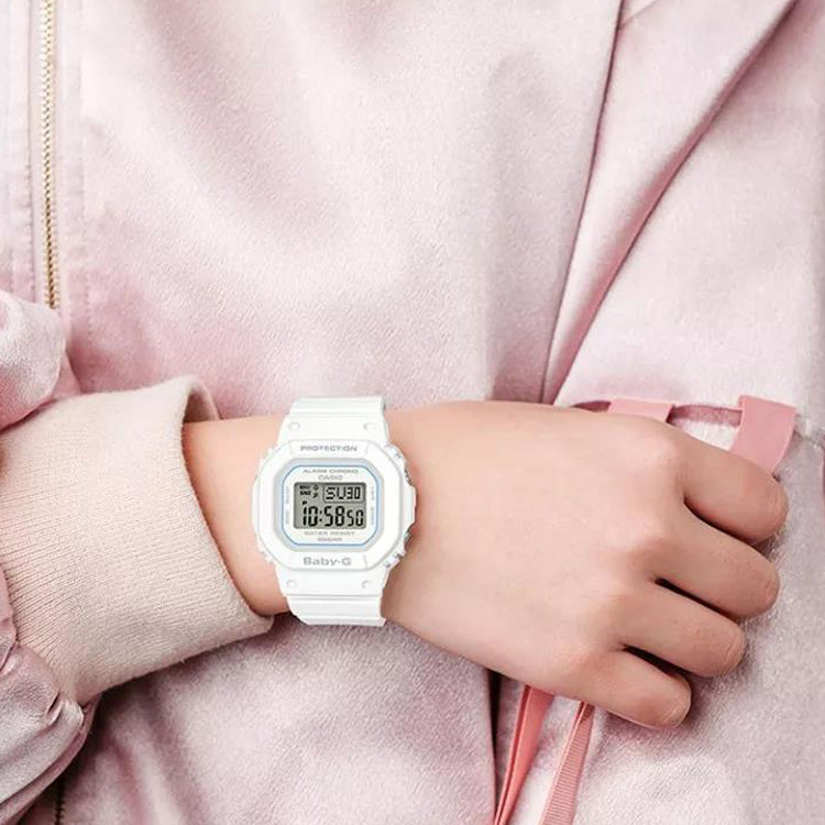 CASIO Baby-G 'White' BGD-560-7PR