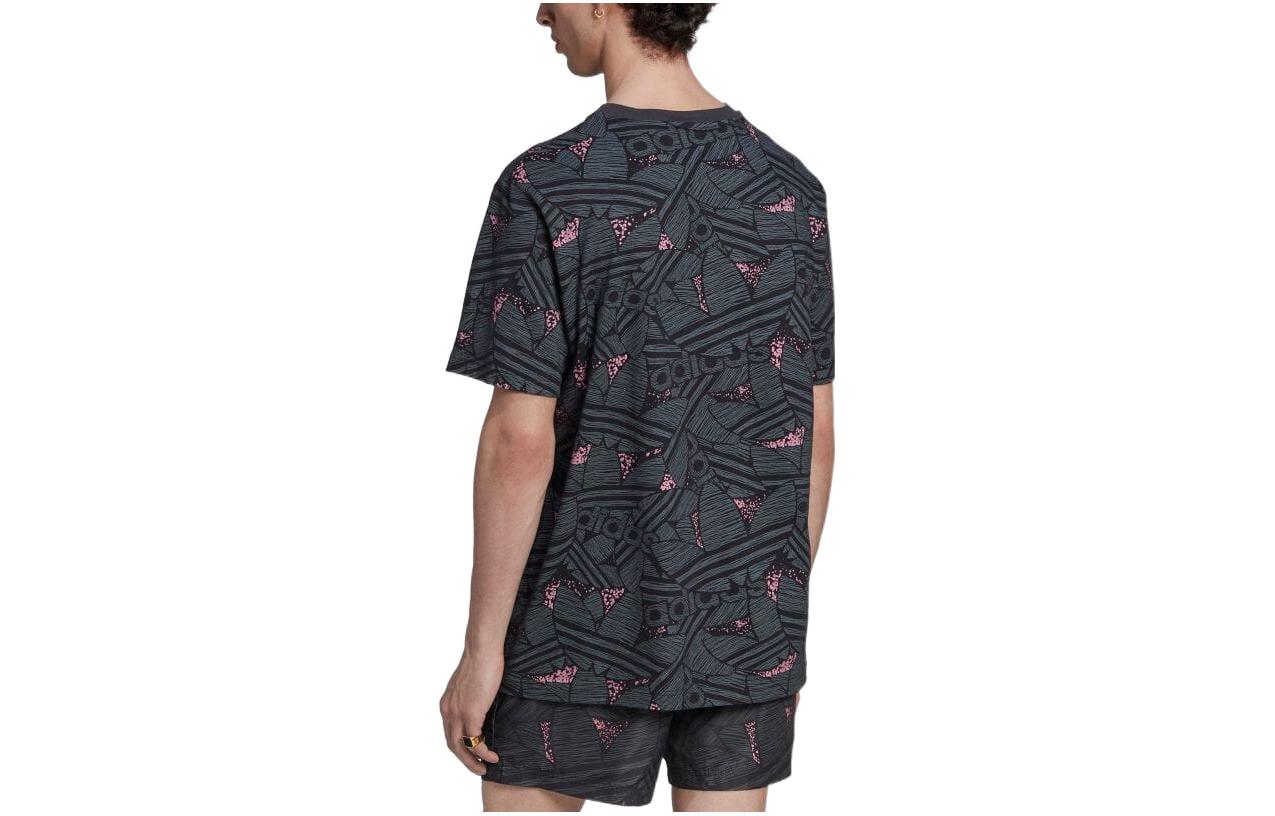 Men's adidas originals Full Print Logo Round Neck Short Sleeve Black T-Shirt HK7361