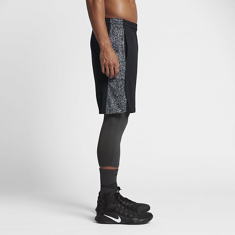 Apparel Shorts Men Nike Blacktop Short 831392-010
