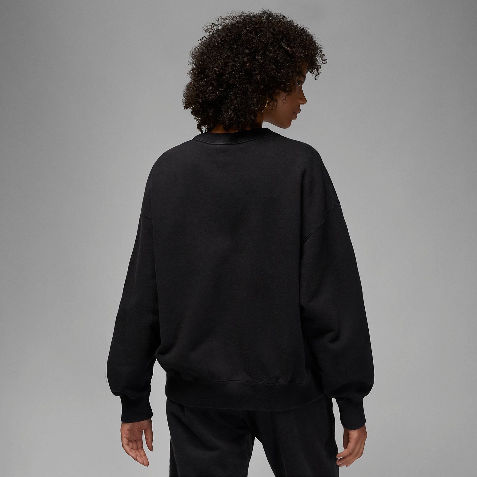 (WMNS) Air Jordan Worldmark Crewneck Sweatshirt 'Black' DV6470-010