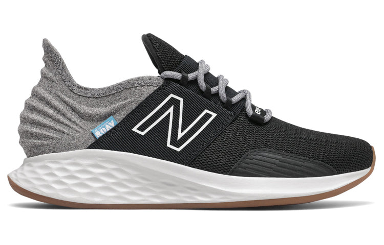 (WMNS) New Balance Fresh Foam Roav 'Tee Shirt - Black Light Aluminum' WROAVTK