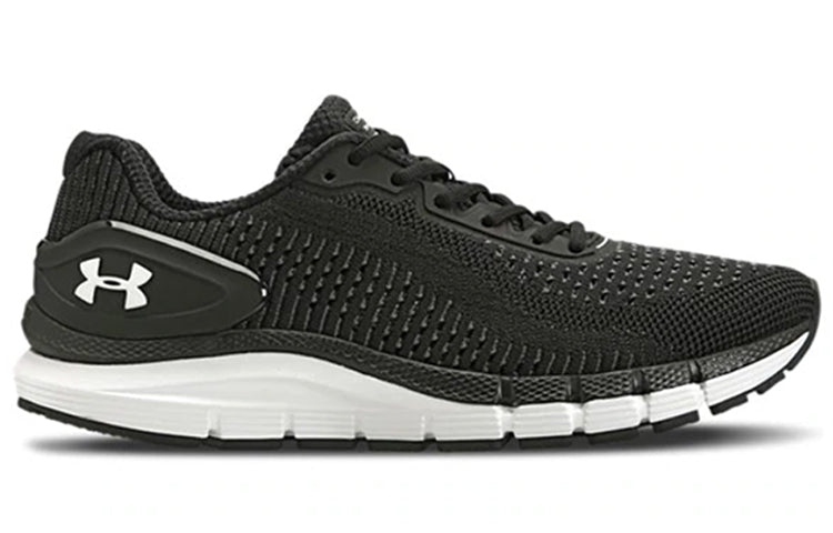Under Armour Charged Skyline Black 3023413-001