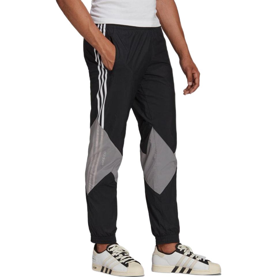adidas originals Logo HE4715