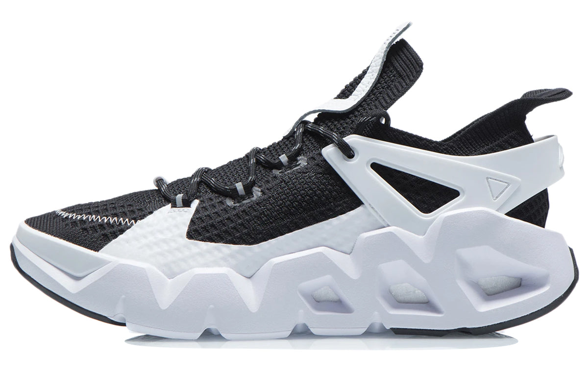 (WMNS) Li-Ning Essence 2.3 Delta 'Black White' AGBR046-1