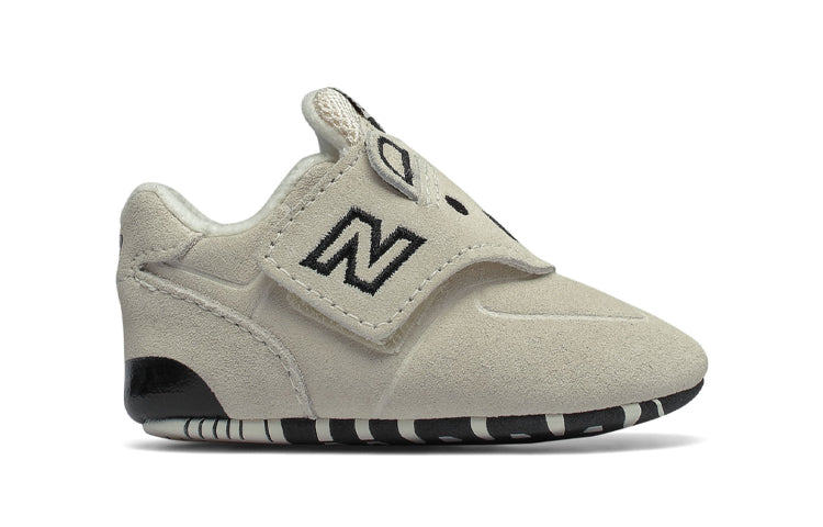 New Balance Youths 574 Classic Crib Cream CV574AQB