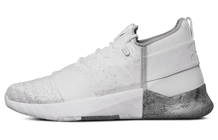 Under Armour C1N Lux 'White Silver' 3000325-100