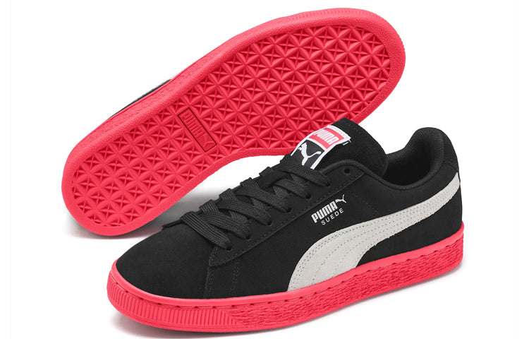 (WMNS) PUMA Suede Classic+ 'Ignite Pink Black' 372093-04