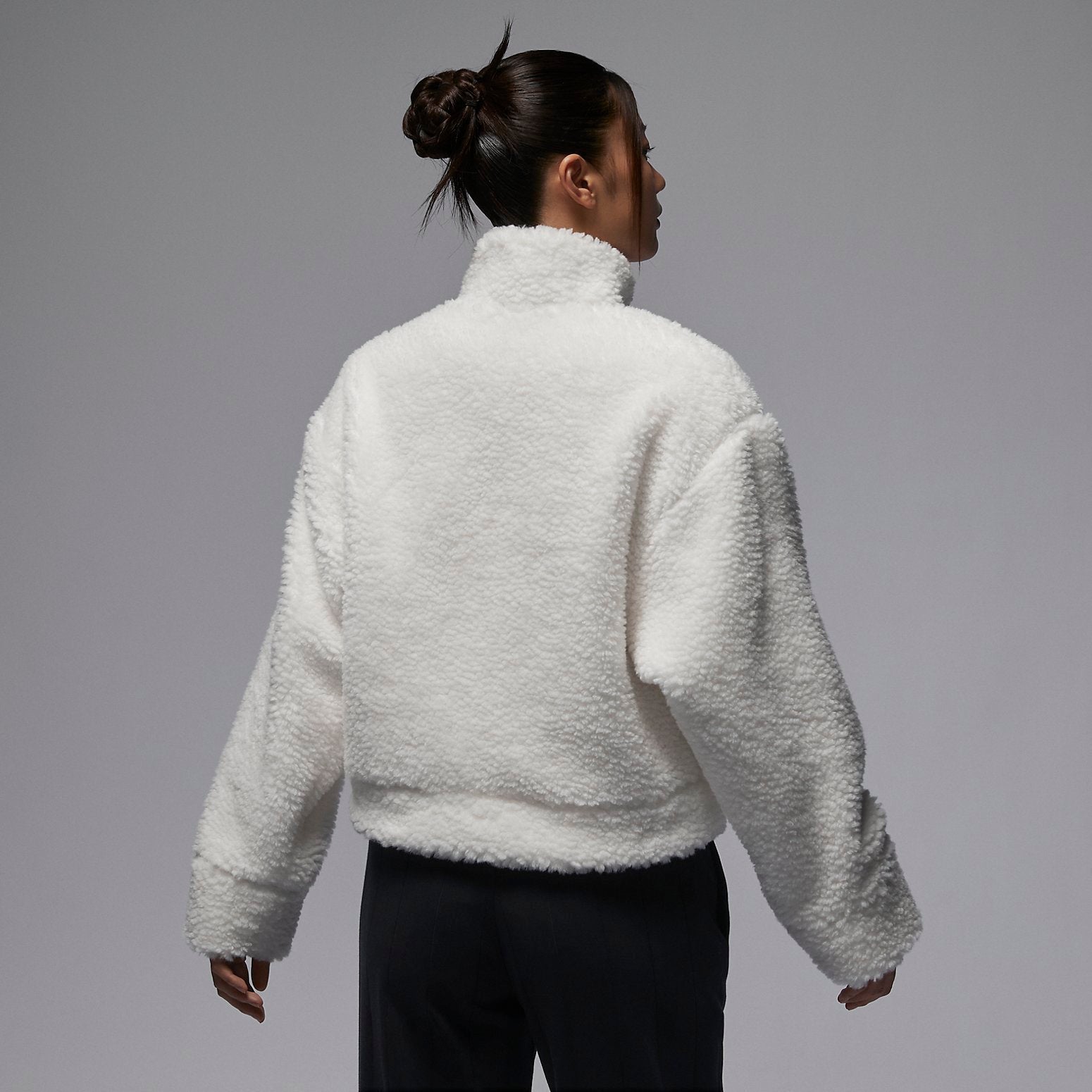 (WMNS) Air Jordan Fuzzy High Pile Fleece Jacket Asia Sizing 'Sail' FD7169-133