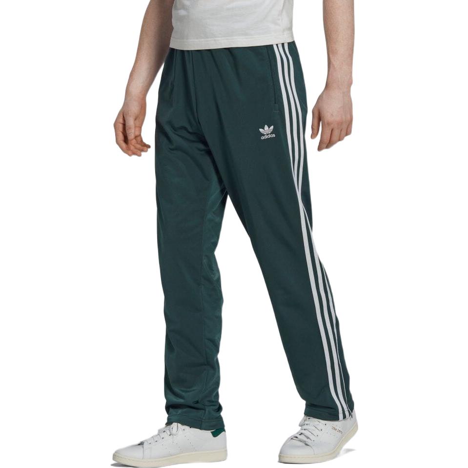 adidas originals Logo HL9345