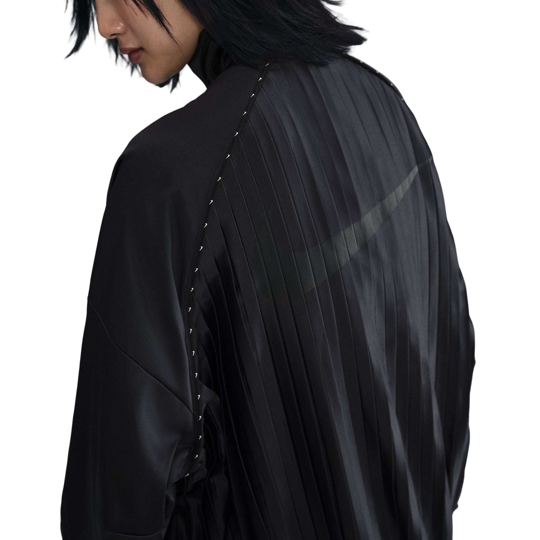 (WMNS) Nike Pleated Tracksuit Jacket Asia Sizing 'Black' HJ0518-010