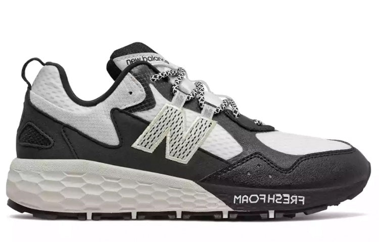 (WMNS) New Balance Fresh FoamCrag v2 B-Wide Black/White WTCRGLW2
