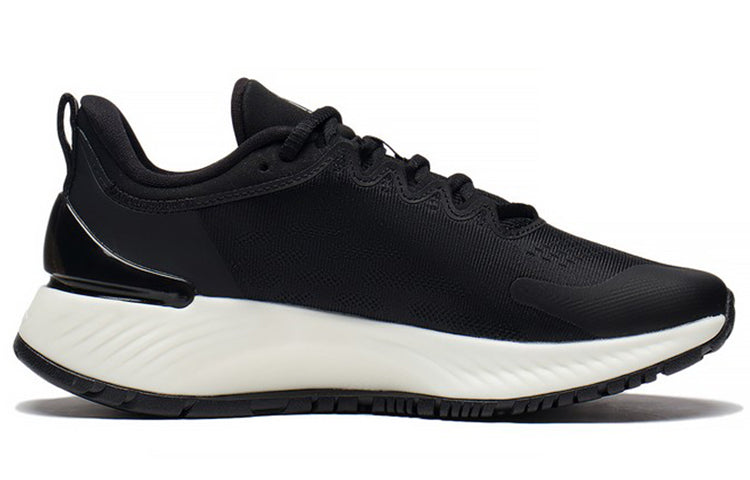 (WMNS) Li-Ning Yueying Element 'Black White' ARHS008-2