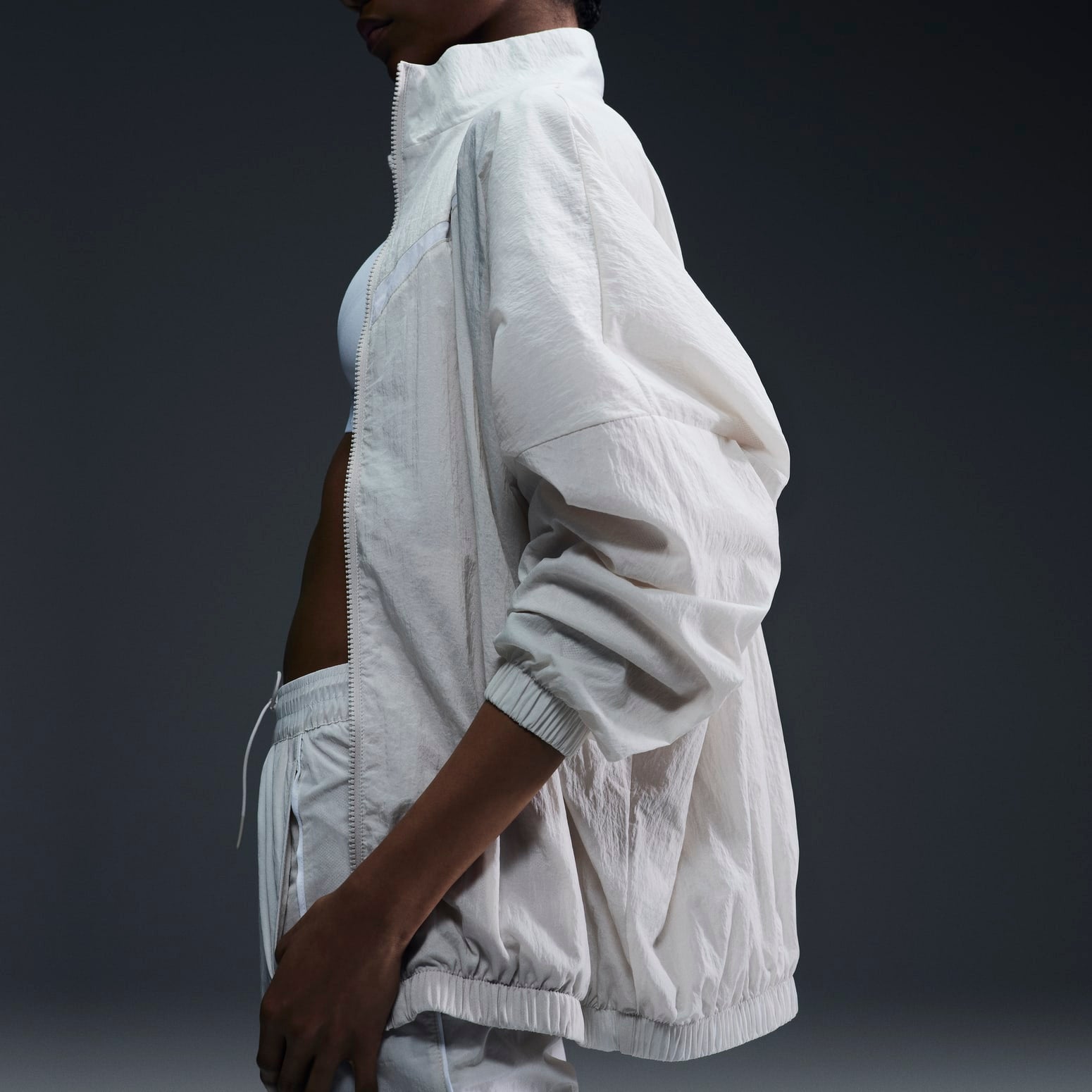 (WMNS) Nike Sportswear Essential Woven Jacket 'Beige' DX5864-104