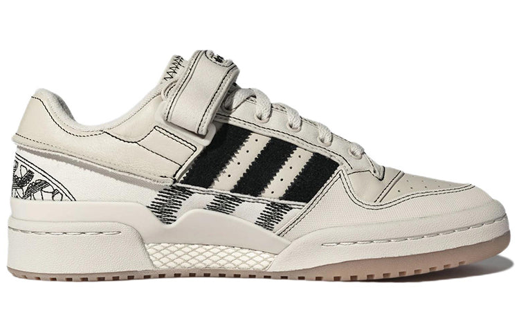 adidas originals Forum 84 Low 'White Black' HP9563