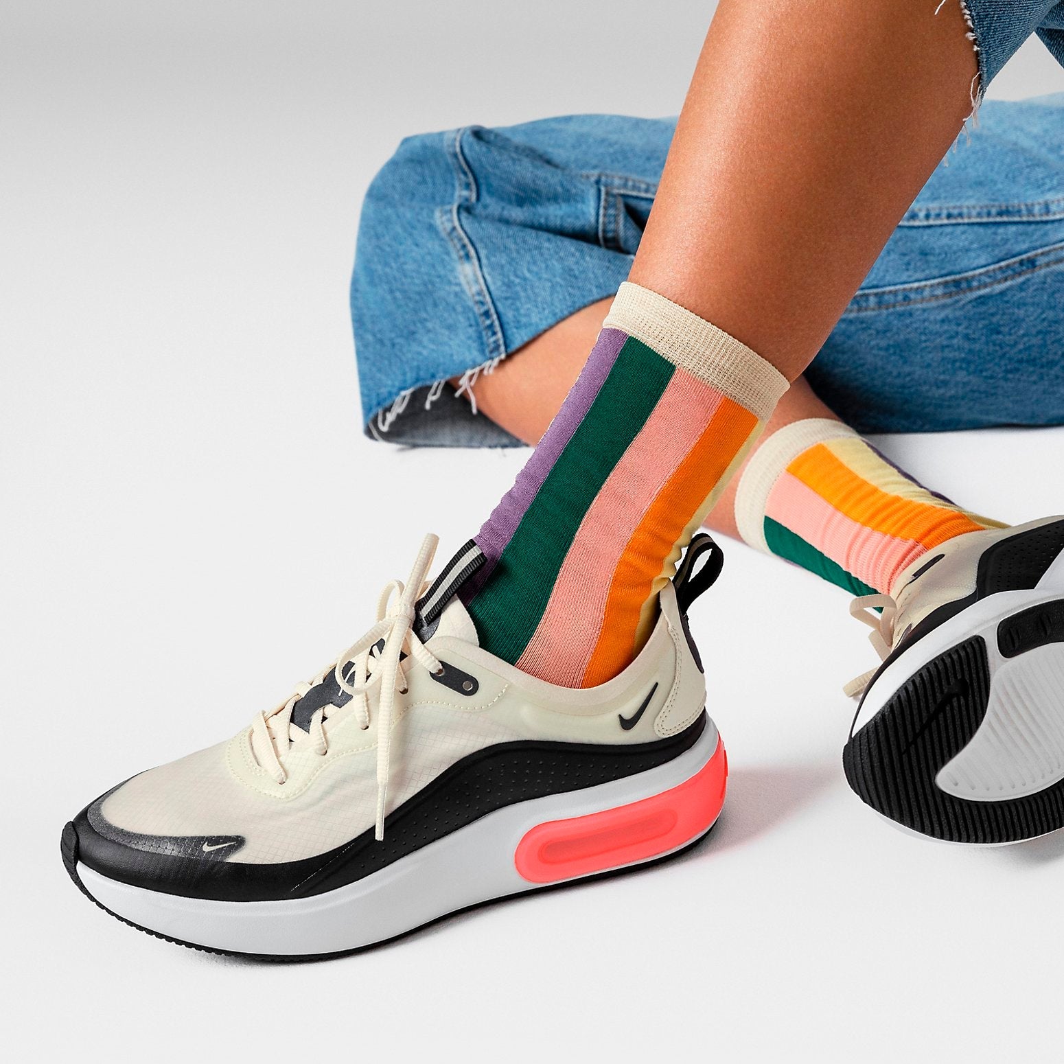 (WMNS) Nike Air Max Dia SE 'Pale Ivory' AR7410-101