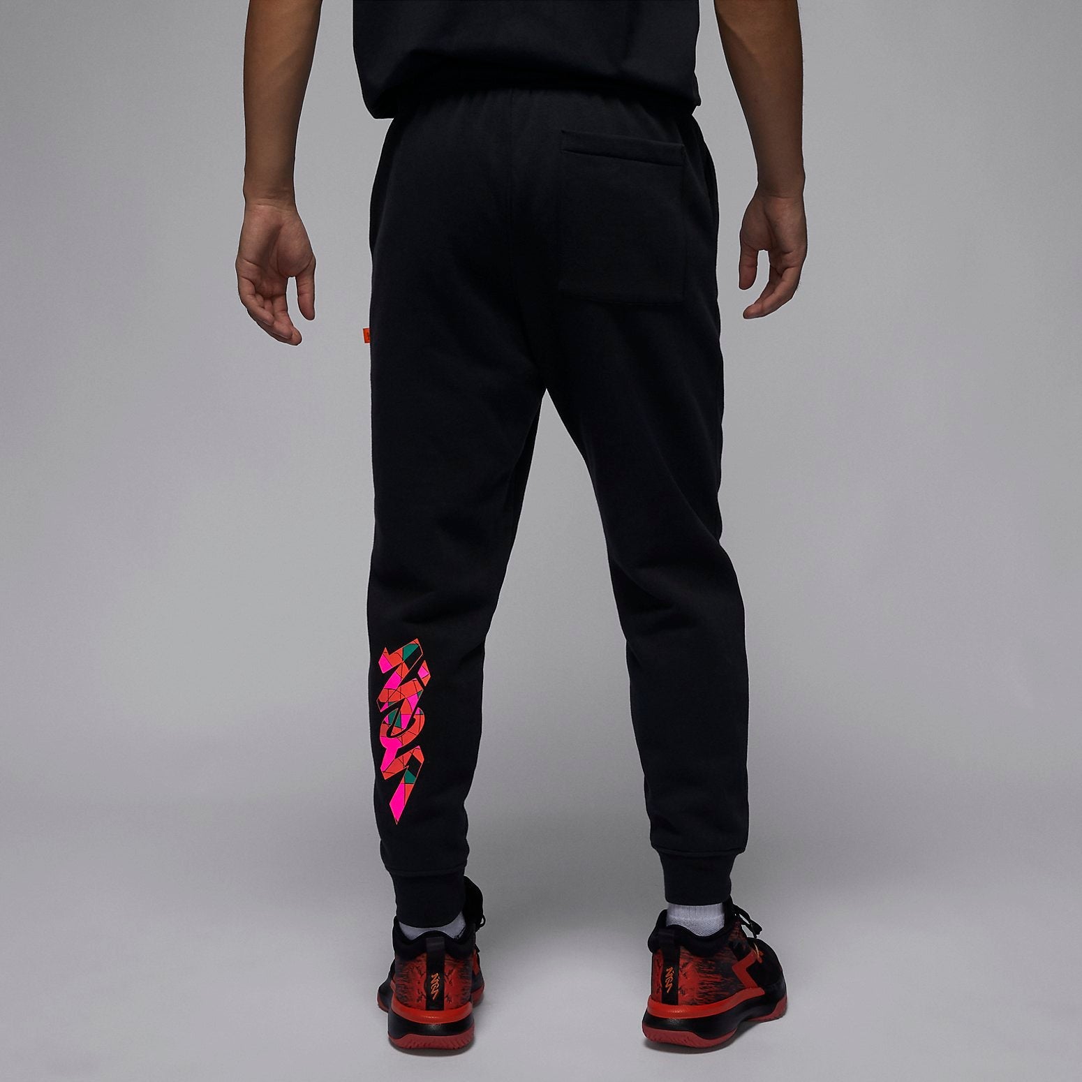 Air Jordan Zion Graphic Sweatpants 'Black' FD2393-010