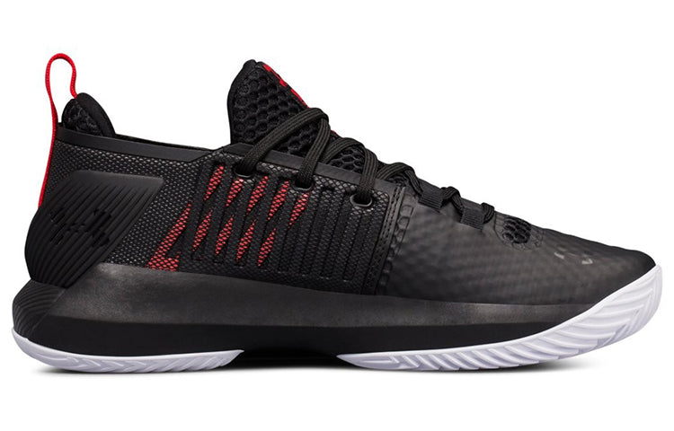 Under Armour Drive 4 Low 'Bred' 3000086-001