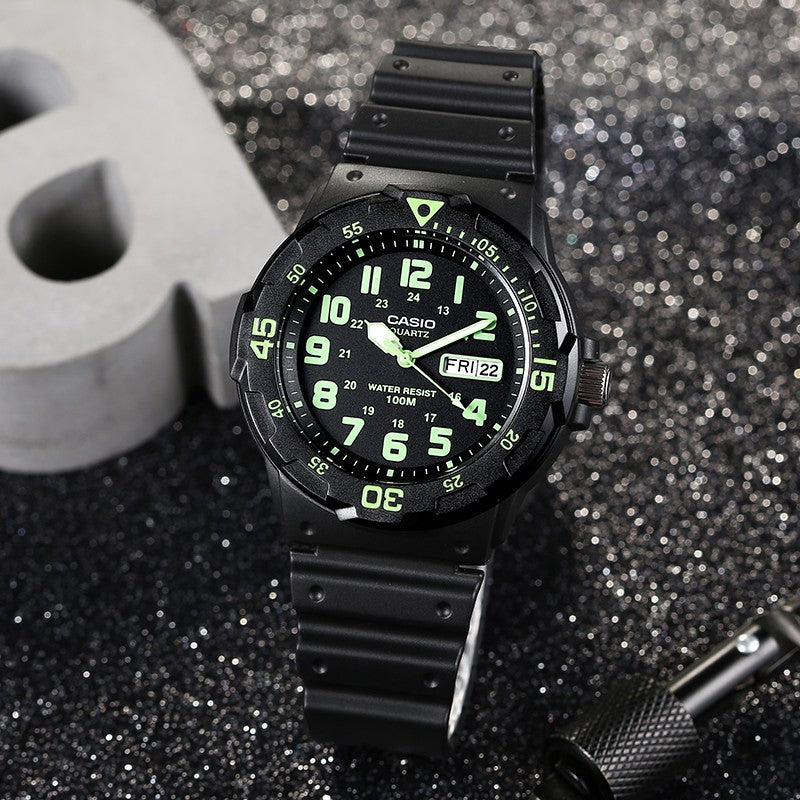 CASIO Waterproof Sports Mens Black Analog MRW-200H-3B
