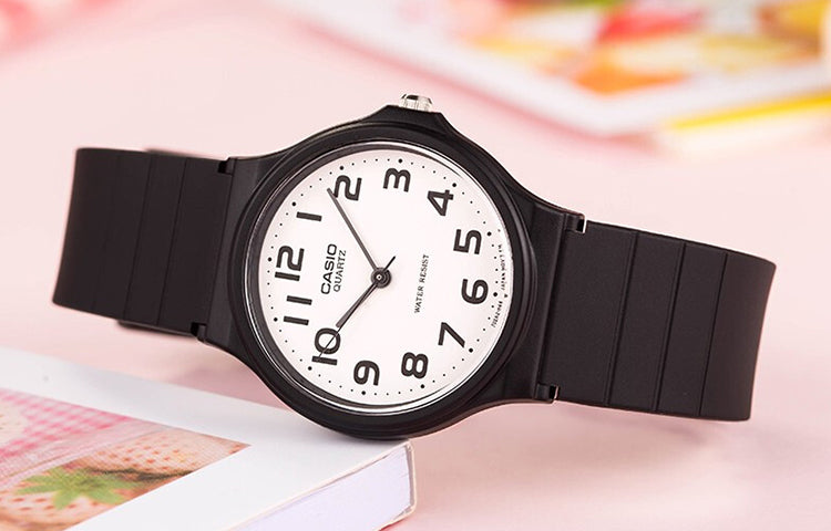 CASIO Female YOUTH Japan / South Korea Fashion Black Analog MQ-24-7B2