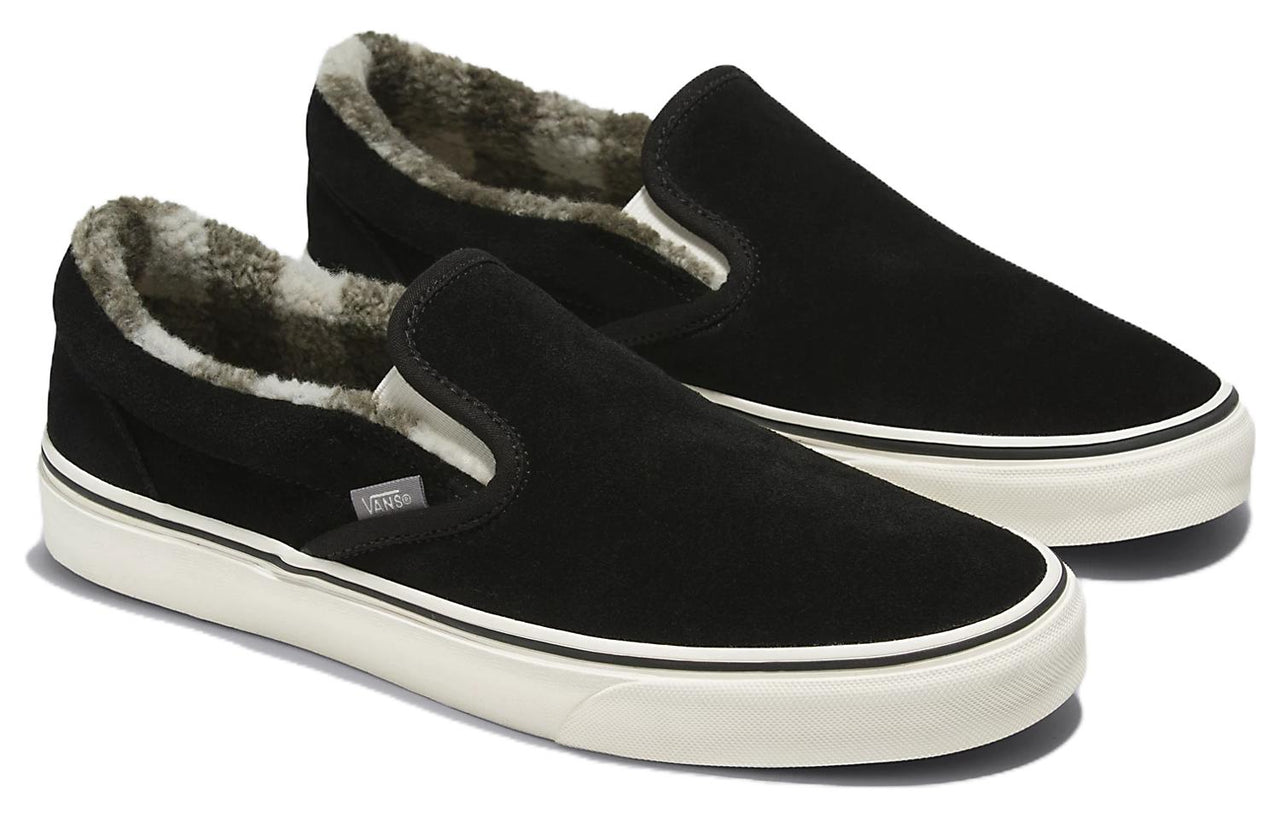 Vans Classic Slip-On Cozy Hug Sherpa 'Black' VN000BVZBM8