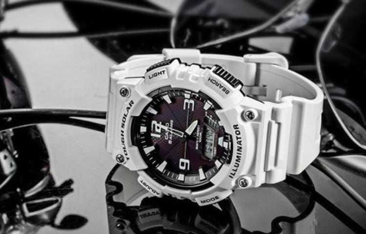 CASIO Waterproof Sports Solar Powered Mens Red White Analog AQ-S810WC