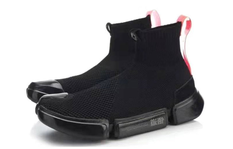 Li-Ning Wade Essence 2 x Star Wars 'Black' AGWN039-2