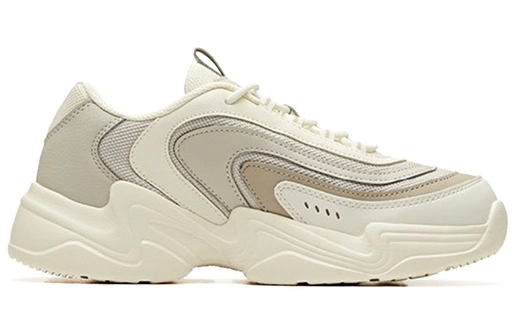 (WMNS) ANTA Life Series Sneakers 'White Grey' 121948823R-3
