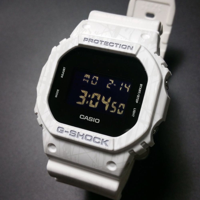 CASIO G-Shock Square 'White' DW-5600SL-7