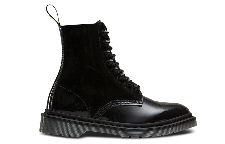 (WMNS) Dr.Martens Pascal STUD Patent Lamper 'Black' 22649001