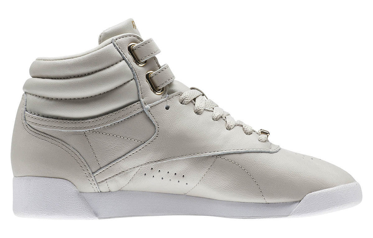 (WMNS) Reebok Freestyle Hi Muted 'Sandstone' CN1496