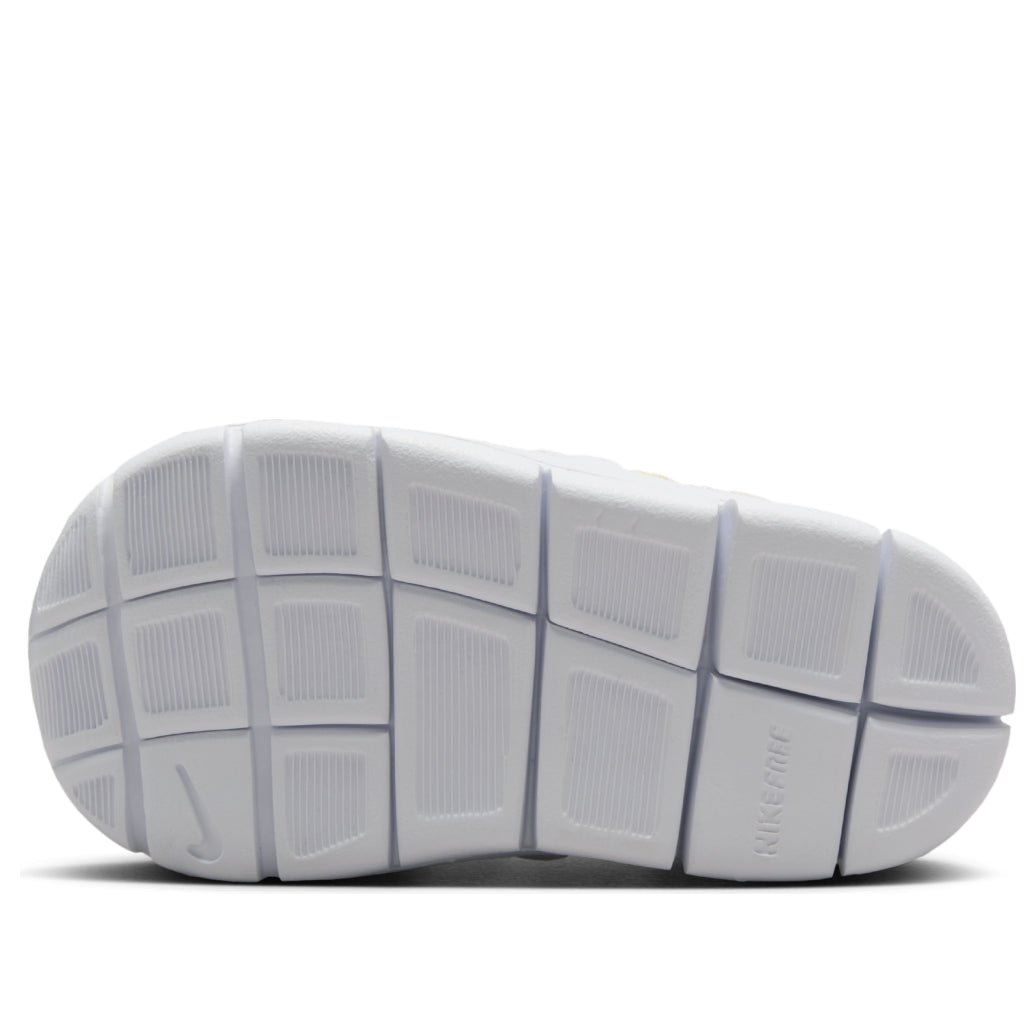(TD) Nike Dynamo Free 'White Guava Ice' IB7246-101