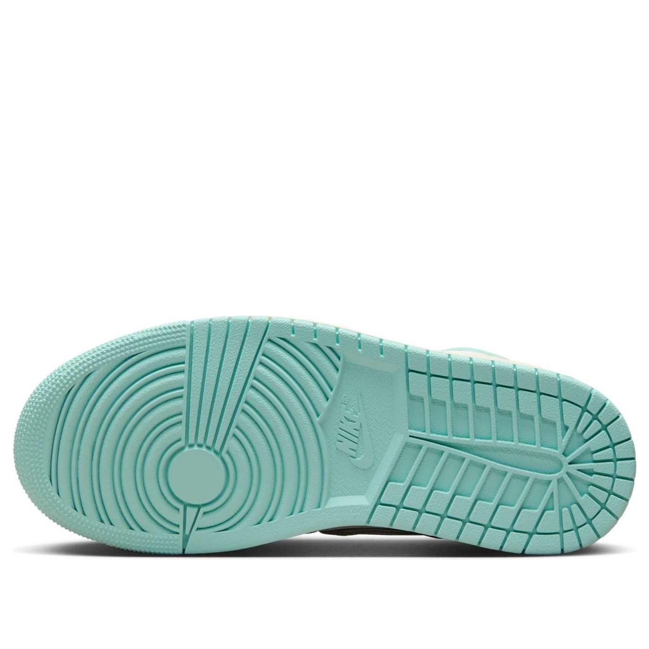(WMNS) Air Jordan 1 High Method of Make 'Hydrogen Blue Coconut Milk' FB9891-401