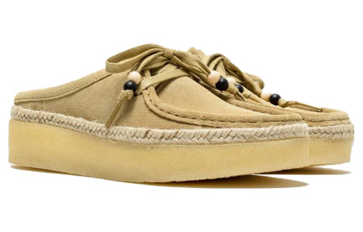(WMNS) Clarks Wallabeecup Lo Suede 'Maple' 26164431