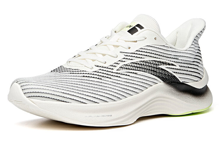 ANTA Edge Running Shoes 'White Black' 112035589-4