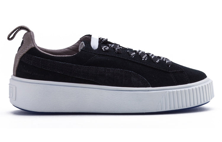 (WMNS) Liful x PUMA Suede Shoes Black/White 365628-01