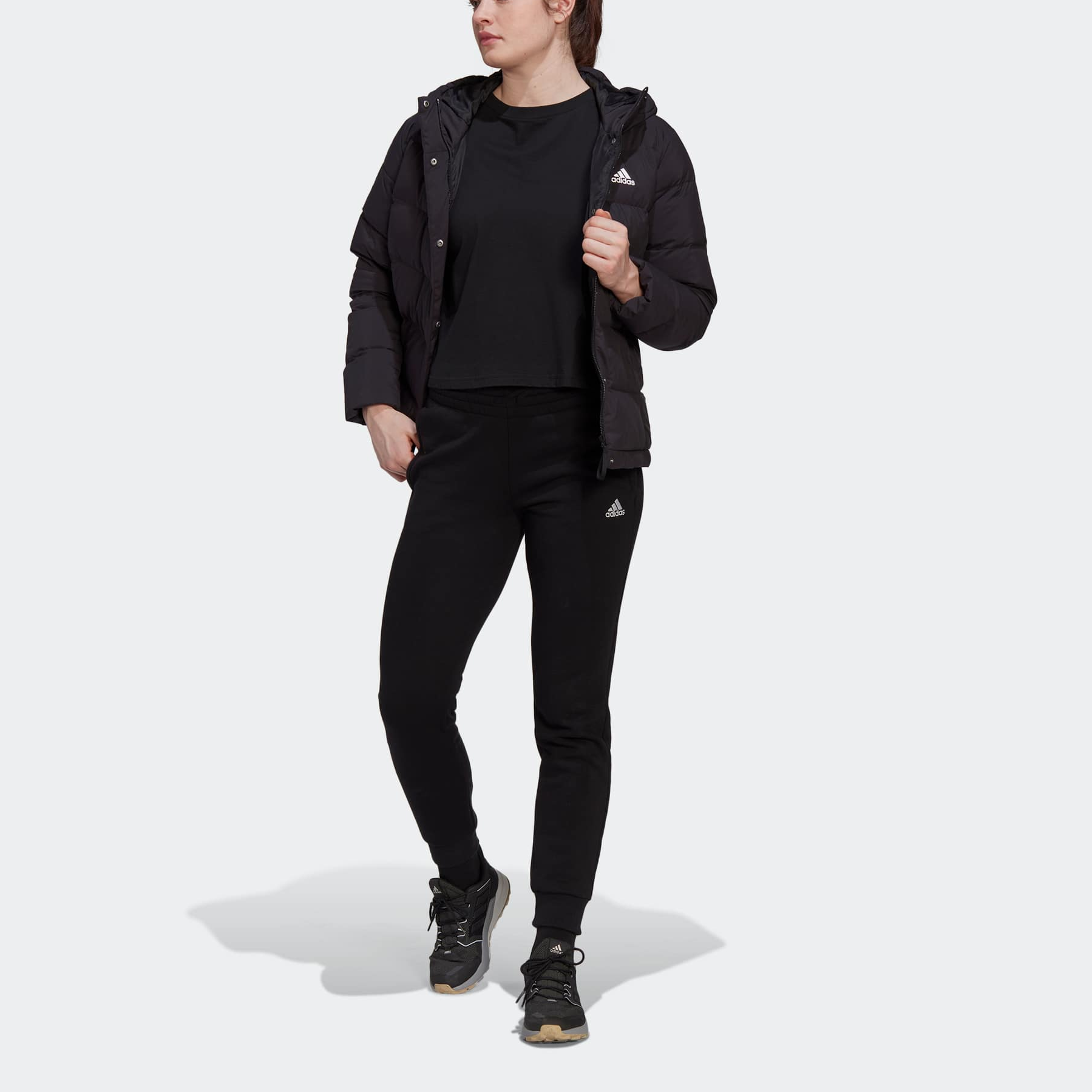 (WMNS) adidas Helionic Hooded Down Jacket Asia Sizing 'Black' HG8747