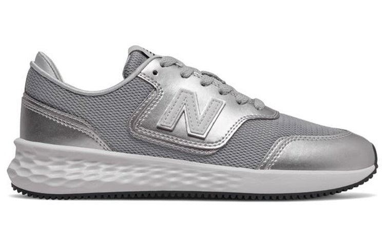 (WMNS) New Balance X-70 Slivery/White WSX70BNB