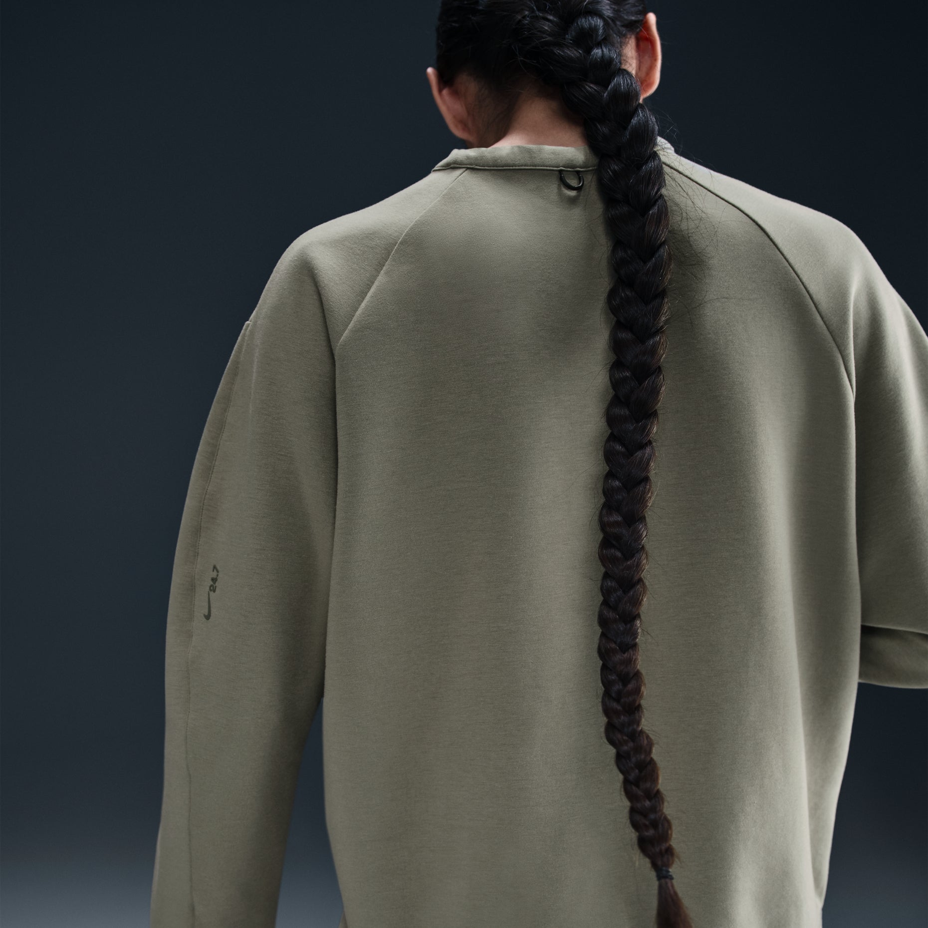 Nike 24.7 Impossiblysoft Dri-FIT Crew Asia Sizing 'Light Army' HQ6965-320