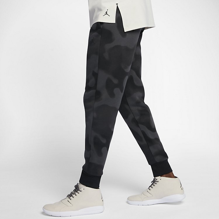 Apparel Pants Men Nike P51 Flight Fleece 860358-010