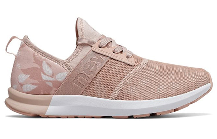 (WMNS) New Balance FuelCore Nergize 'Soft Pink White' WXNRGLW