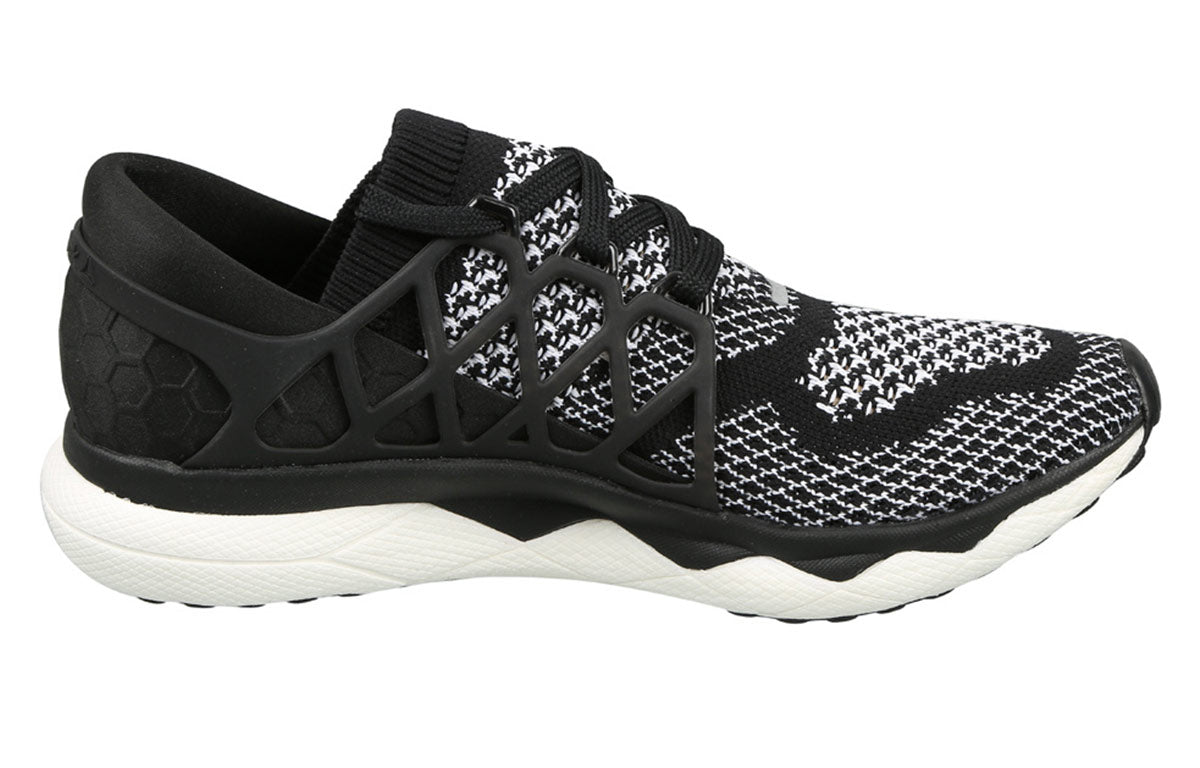 (WMNS) Reebok Floatride Run Ultraknit 'Black White' DV3889