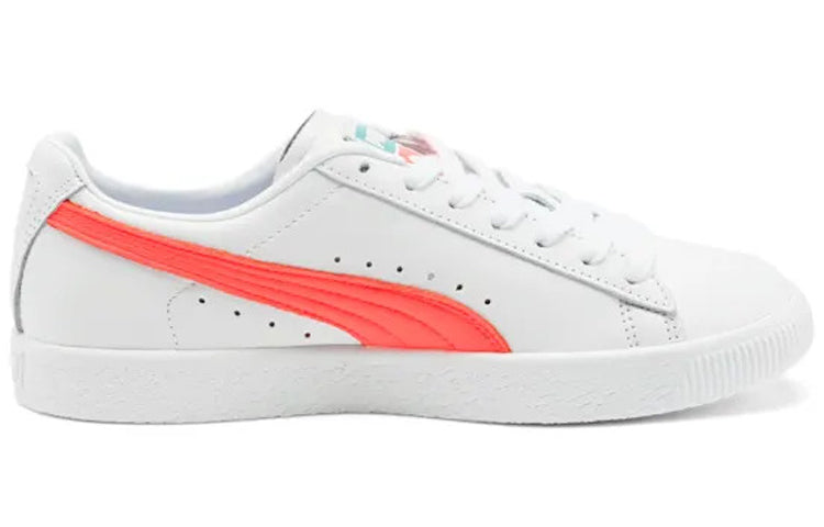 (WMNS) PUMA Clyde 'Logo' 371811-02