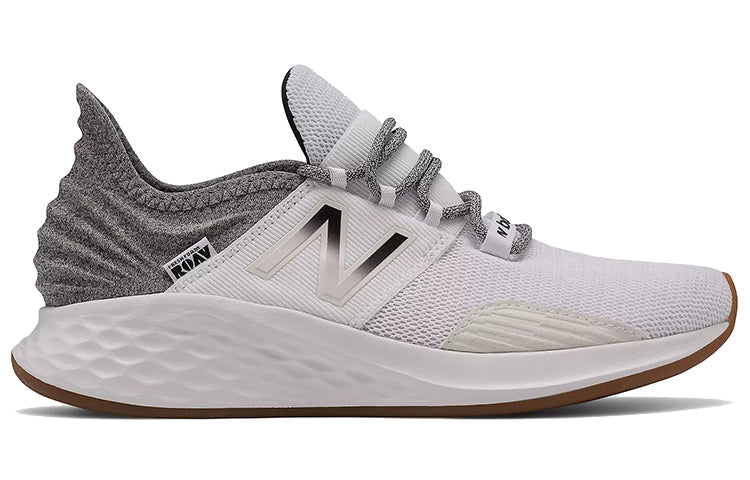 (WMNS) New Balance Fresh Foam Roav 'Tee Shirt - White Black' WROAVTW