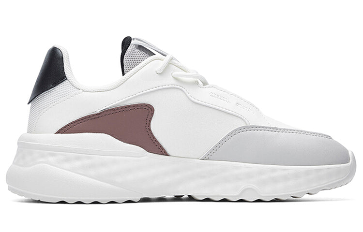 (WMNS) ANTA Life Series Sneakers 'White Brown Black' 122038842-6