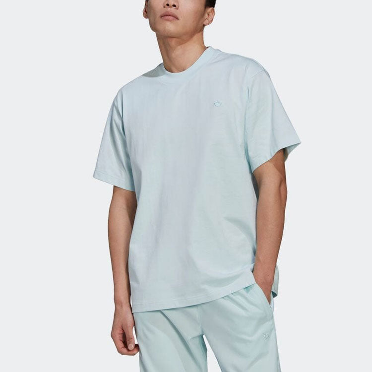 Men's adidas originals Small Logo Embroidered Solid Color Round Neck Short Sleeve Blue T-Shirt HK0315