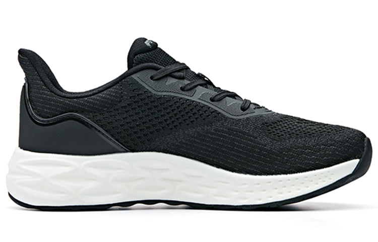 (WMNS) ANTA Running Series Sneakers 'Black White' 12835588-1