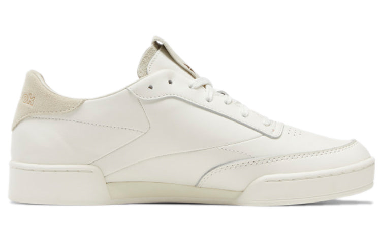 Reebok Unisex Club C Clean Sneakers Ivory GW5114