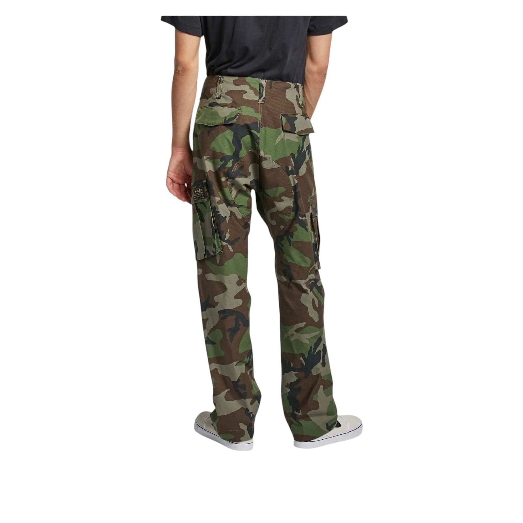 Nike SB Skateboard FLEX Camo Cargo Pants 'Army green' 885863-222