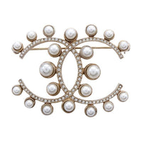 CHANEL 1986 1988 Faux Pearl embellished Brooch