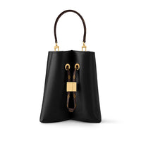 LOUIS VUITTON Bloom Pm